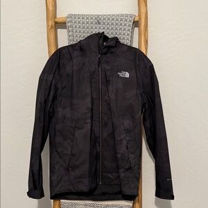 The North Face Men's Camouflage Black Jacket